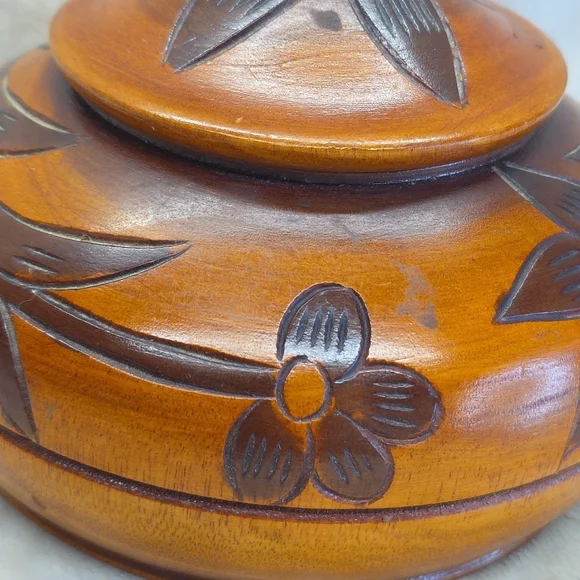 VTG Carved Wood Trinket Box Floral Round with Lid  Rustic Home Decor Dark Brown - Picture 4 of 12